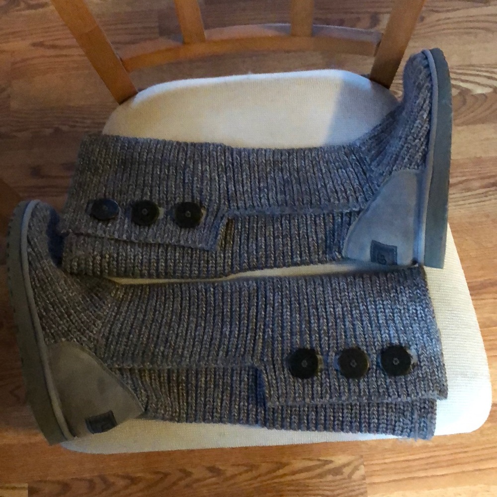 UGG women’s classic cardy boot wool blend in Grey